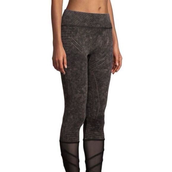 Blanc Noir Gray & Black Excel Leggings Medium NWT - Picture 6 of 9